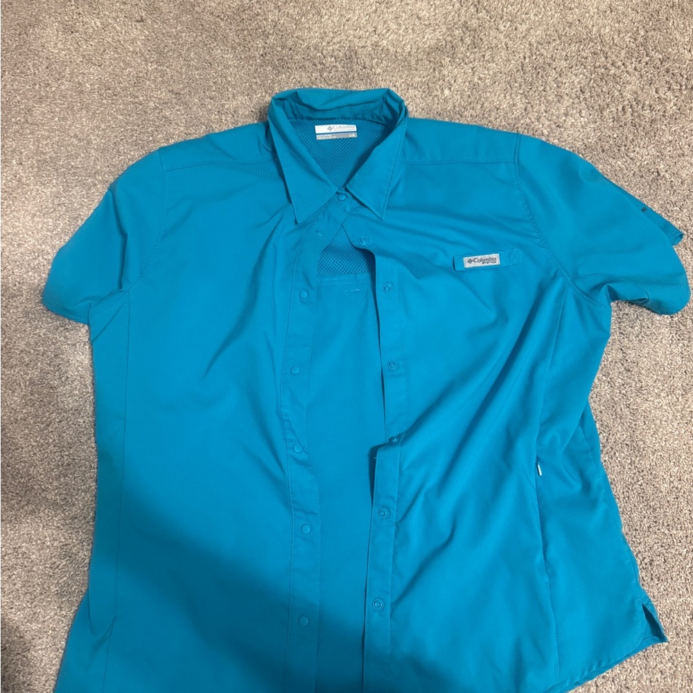Columbia Button Up Shirt